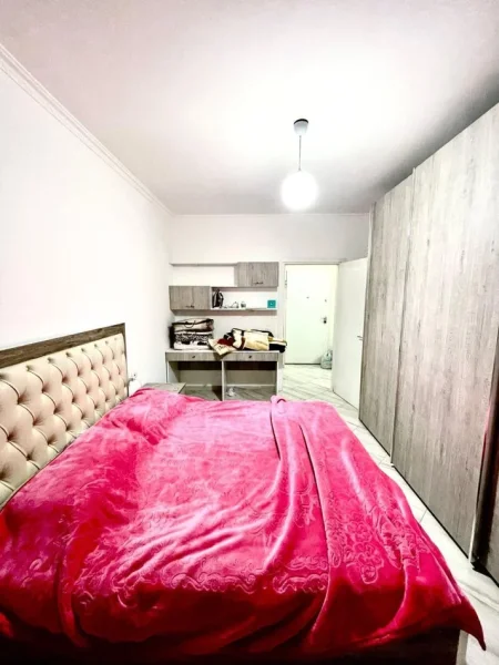 Tirane, jepet me qera apartament 1+1 Kati 6, 63 m² 600 € (Vasil Shanto)