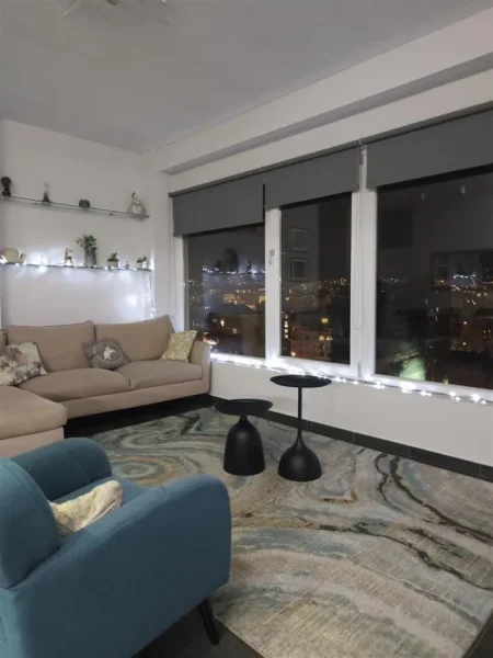Tirane, jepet me qera apartament+verande | Penthouse 2+1+Ballkon Kati 8, 110 m² 1.100 € (Pazari i Ri)
