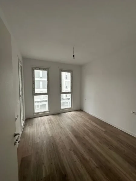 Okazion sot | Tirane, shitet apartament 1+1+Ballkon Kati 2, 52 m² 60.000 € (Univers City)