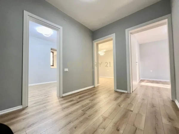 Tirane, shitet apartament 2+1 , 75 m² 179.000 € 