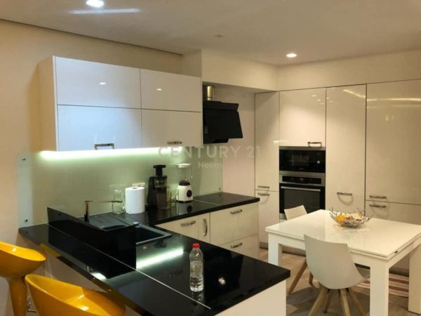 Tirane, shitet apartament 2+1 Kati 1, 81 m² 145.000 € (Rruga Peti, Tirane Tirana Albania)