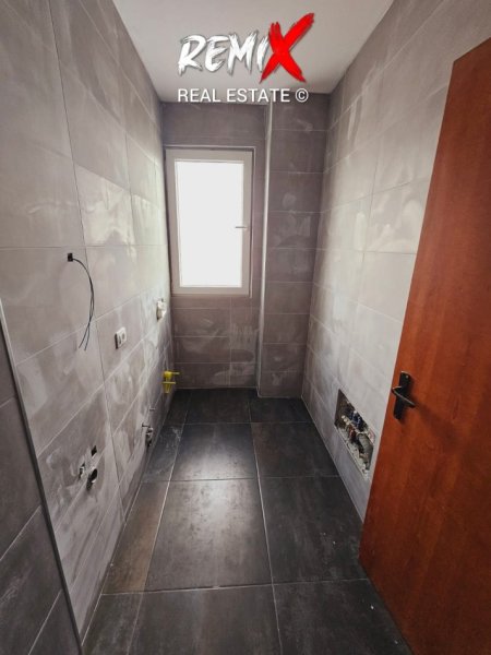 Durres, shitet apartament 3+1+Aneks+Ballkon Kati 4, 117 m² 95.000 € 