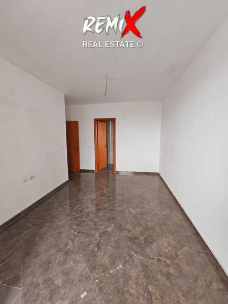 Durres, shitet apartament 3+1+Aneks+Ballkon Kati 4, 117 m² 95.000 € 