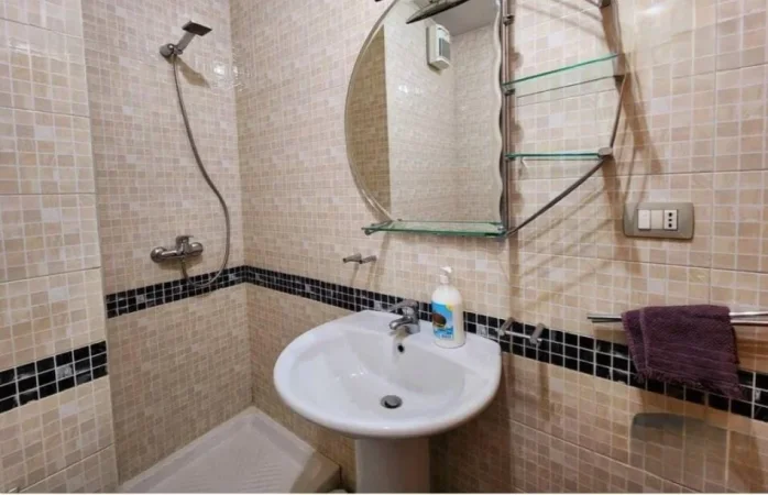 Tirane, shitet apartament 1+1+Ballkon Kati 4, 77 m² 149.999 € (Zogu i Zi)