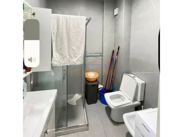 Tirane, shitet apartament 2+1+Ballkon Kati 2, 78 m² 148.000 € (Don Bosko)