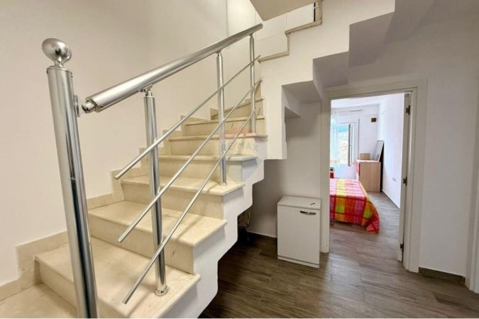 Tirane, jepet me qera apartament duplex 2+1+Aneks Kati 0, 120 m² 600 € (Rezidenca Kodra e Diellit 2)