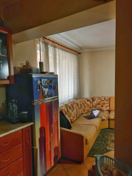 Tirane, jepet me qera apartament 2+1+Ballkon Kati 5, 90 m² 620 € (Rruga &quot;Xhorxh W Bush&quot;)