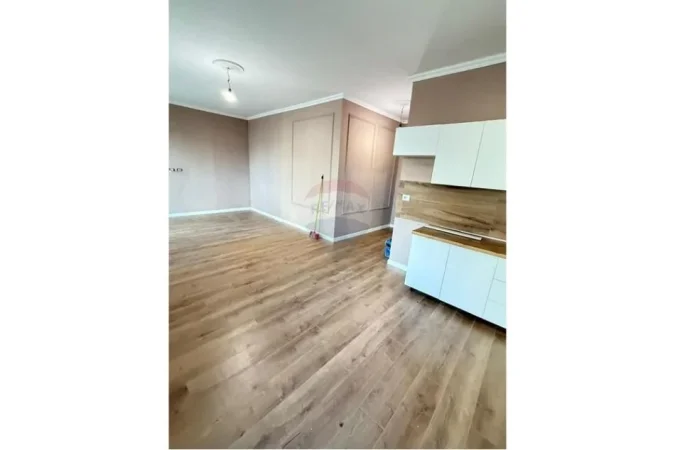 Durres, shitet apartament 1+1+Ballkon Kati 2, 81 m² 75.000 € (Shkembi i Kavajes)