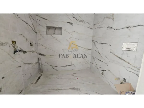 Tirane, shitet apartament 2+1+2+2BLK Kati 5, 107 m² 300.000 € (Pazari i Ri)