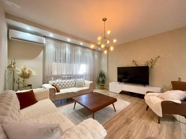 Tirane, shitet apartament 2+1 , 125 m² (Don Bosko)