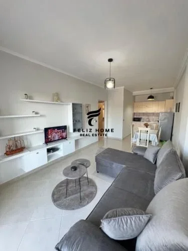 Tirane, jepet me qera apartament 2+1+Ballkon Kati 1, 93 m² 750 € (DON BOSKO)