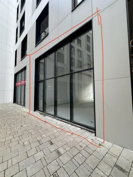 Tirane, jepet me qera dyqan Kati 0, 80 m² 700 € (JORDAN MISJA)