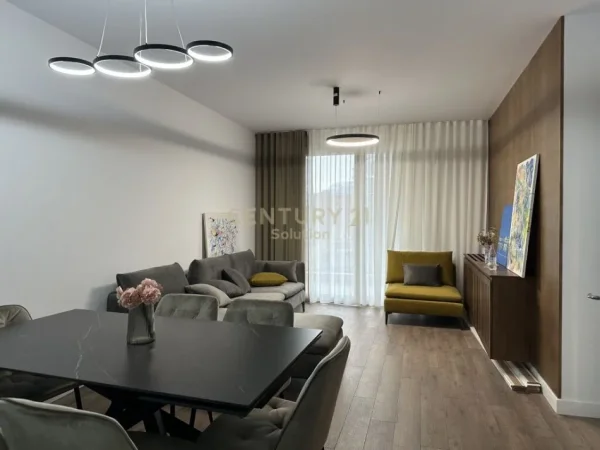Tirane, jepet me qera apartament 2+1 Kati 3, 109 m² 600 € (Astir)