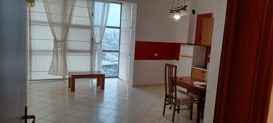 Tirane, jepet me qera apartament 1+1 Kati 6, 70 m² 400 € (Astir)