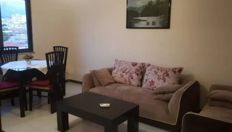 Tirane, shitet apartament 2+1+Ballkon Kati 5, 74 m² 88.000 € (Allias)