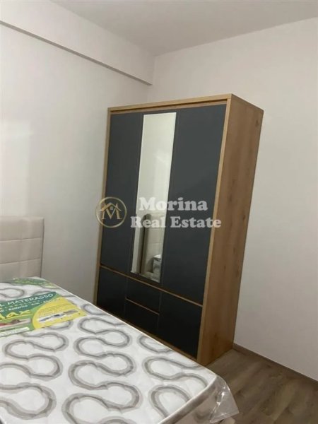 Tirane, jepet me qera apartament 2+1+Ballkon Kati 6, 108 m² 550 € (Golden Park)