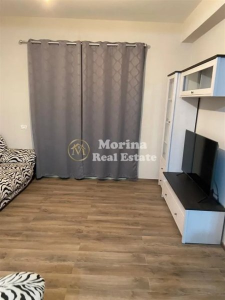 Tirane, jepet me qera apartament 2+1+Ballkon Kati 6, 108 m² 550 € (Golden Park)