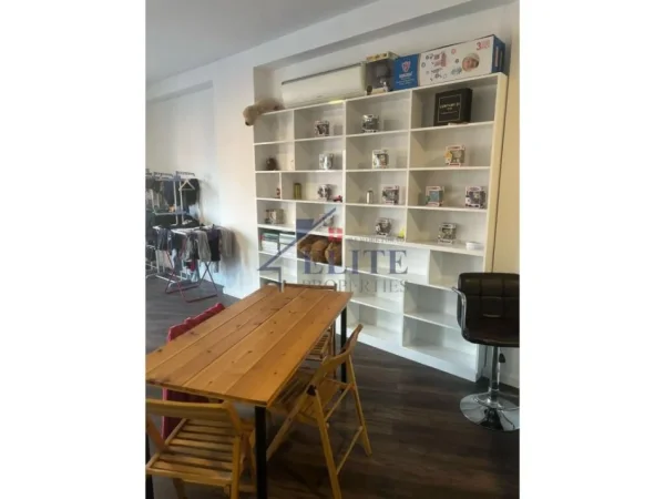 Tirane, jepet me qera zyre Kati 4, 127 m² 1.100 € (Garden Residence Turdiu)