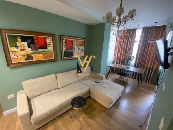 Tirane, jepet me qera apartament 2+1+Ballkon Kati 3, 75 m² 600 € (RRUGA E ELBASANIT)