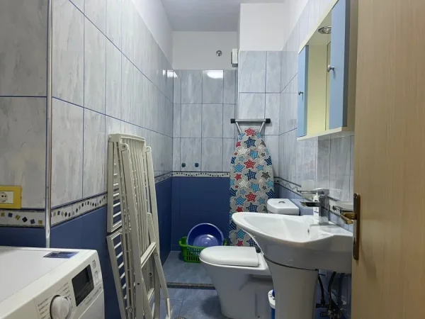 Tirane, shitet apartament 2+1+Ballkon Kati 5, 118 m² 165.000 € (Idriz Dollaku)