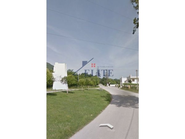 Tirane, jepet me qera lokal Kati 0, 108 m² 600 € (Berzhite)