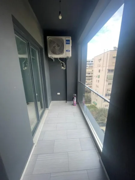 Tirane, shitet apartament 2+1+Ballkon Kati 6, 110 m² 250.000 € (Square 21)