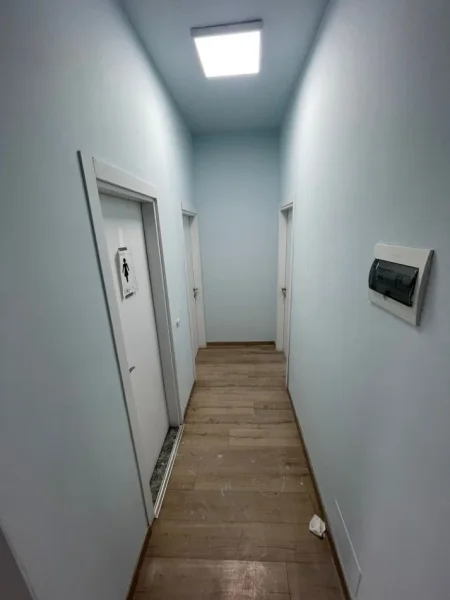 Tirane, shitet apartament 2+1+Ballkon Kati 6, 110 m² 250.000 € (Square 21)