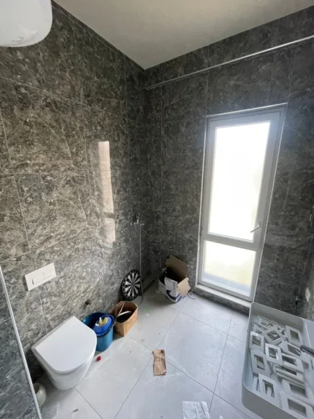 Tirane, shitet apartament 2+1+Ballkon Kati 6, 110 m² 250.000 € (Square 21)