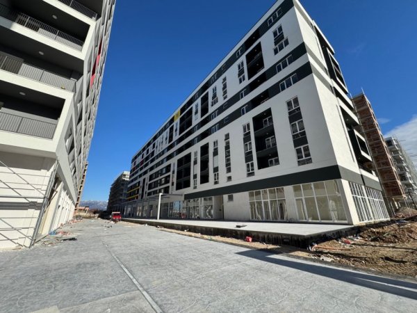 Tirane, shitet apartament 2+1+Aneks+Ballkon Kati 1, 105 m² 103.600 € (UNIVERS CITY)