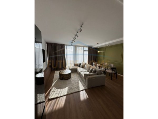 Tirane, jepet me qera apartament 2+1+Ballkon Kati 3, 105 m² 600 € (Unaza e Re)