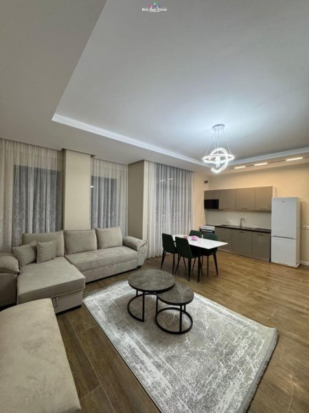 Tirane, jepet me qera apartament 2+1+Ballkon , 93 m² 600 € (ish dogana)