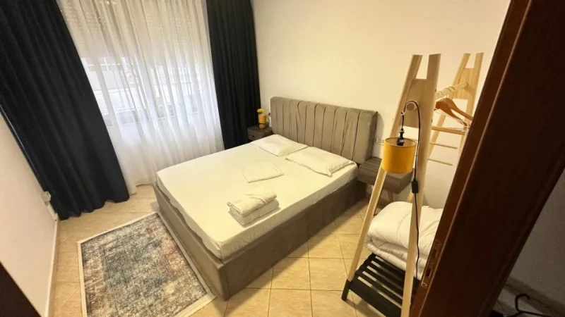 Tirane, jepet me qera apartament 2+1+Ballkon Kati 2, 43 m² 750 € (Rruga Ali Pashe Gucia)
