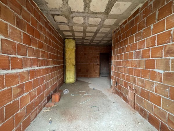 Tirane, shitet apartament 1+1+Aneks+Ballkon Kati 5, 58 m² 57.000€ (UNIVERS CITY)