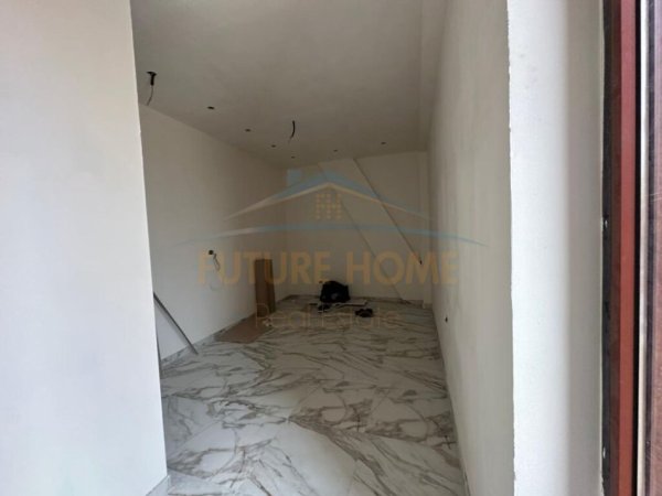 Tirane, shitet apartament 2+1+Aneks+Ballkon Kati 1, 88 m² 263.070 € (RRUGA E KAVAJES)