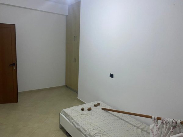 Tirane, jepet me qera apartament 2+1 Kati 3, 90 m² 400 € (ASTIR)
