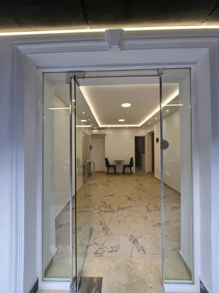 Tirane, shitet ambjent biznesi Kati 0, 32 m² 150.000 € (Rruga Frederik Shiroka, kryqezimi me Sami Frashëri)