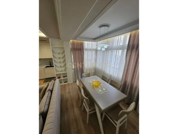 Tirane, shes apartament 2+1+2+VERANDE , 108 m² 215.000 € (Liqeni i Thatë)