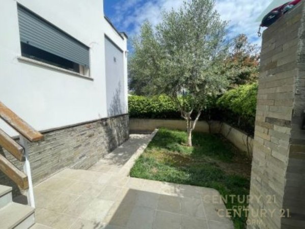 Tirane, shes Vile , 219 m² 640.000 € (Qendra Tregtare TEG)