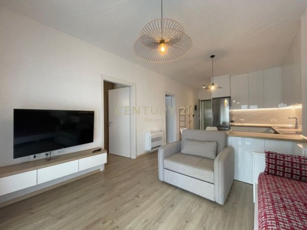 Tirane, jap me qera apartament 1+1+POST PARKIMI+Ballkon , 64 m² 800 € (Liqeni i Thatë)