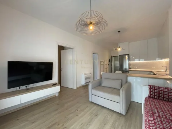 Tirane, jap me qera apartament 1+1+POST PARKIMI+Ballkon , 64 m² 800 € (Liqeni i Thatë)