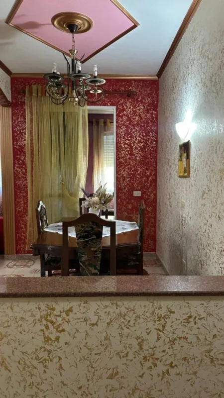 Tirane, shitet 2+1+Ballkon Kati 3,