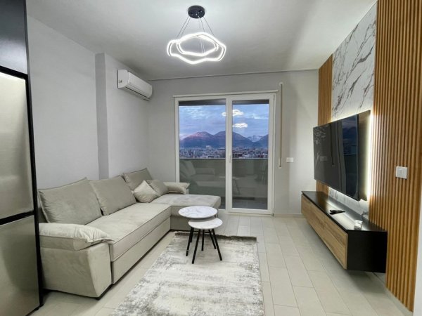 Tirane, jepet me qera apartament 1+1+Aneks+Ballkon Kati 12, 70 m² 500 € (golden park rezidence)