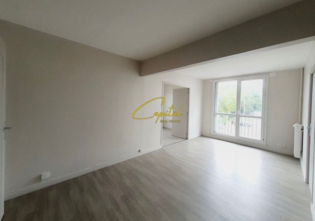 Tirane, jepet me qera zyre Kati 1, 65 m² 650 € (ASTIR)