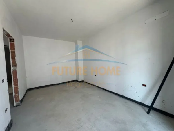 Tirane, shitet apartament 1+1+Ballkon Kati 3, 66 m² 122.000 € (Don Bosko)