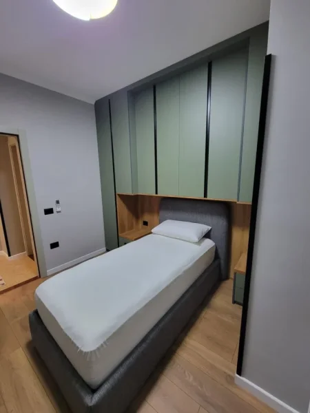 Tirane, jepet me qera apartament 2+1+Ballkon Kati 7, 89 m² 480 € (Fresk)