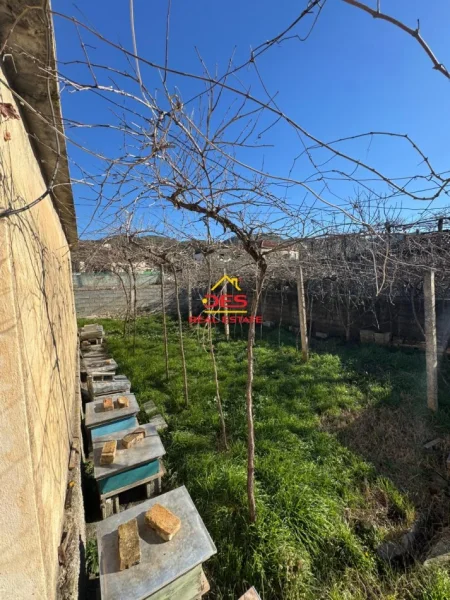 Vlore, shitet shtepi 3+1+Ballkon Kati 0, 150 m² 55.000 € (Kotë, Vlorë)