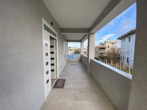Durres, shitet shtepi 2 Katshe , 500 m² 210.000 € (Shkozet)