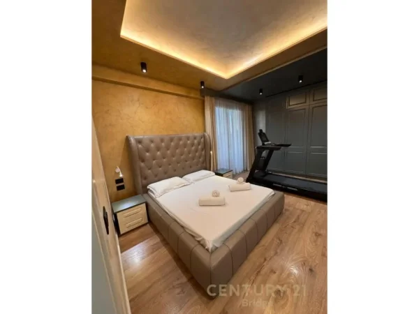 Vlore, shitet apartament 2+1+Aneks+Ballkon Kati 6, 240 m² 350.000 € 