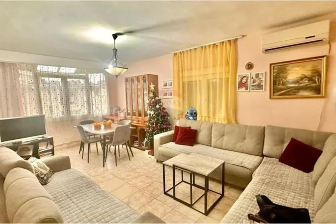 Tirane, shitet 1+1 Kati 5, 57 m² (mine peza)