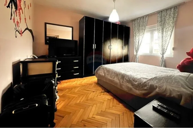 Tirane, shitet 1+1 Kati 5, 57 m² (mine peza)